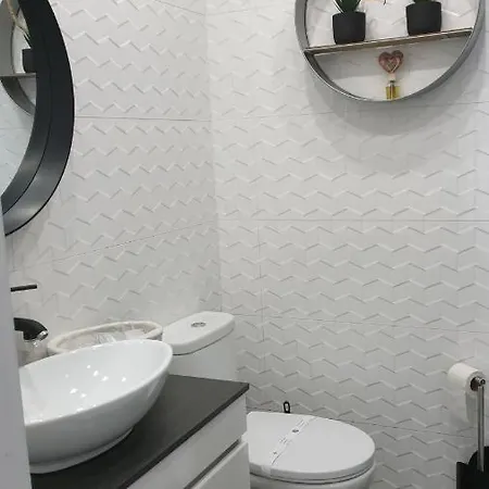 Prestige Holidays Alojamentos 호텔 *