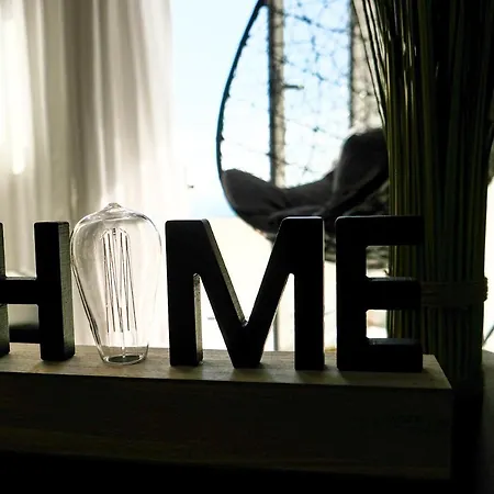 Prestige Holidays Alojamentos מלון *