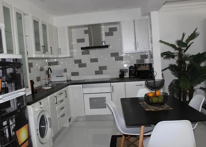 Hotel Prestige Holidays Alojamentos *