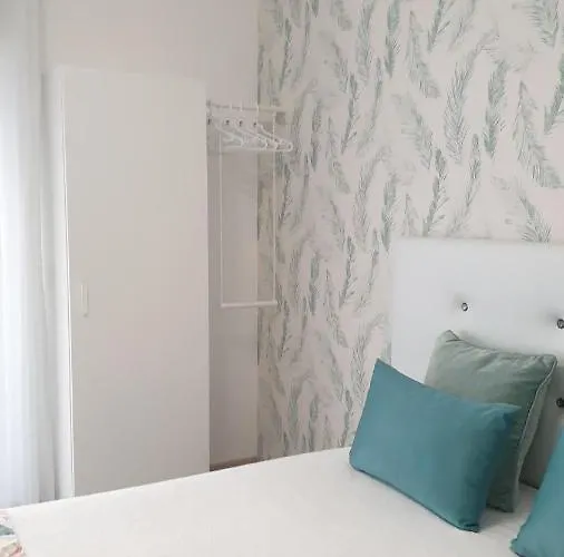 Prestige Holidays Alojamentos Hotel